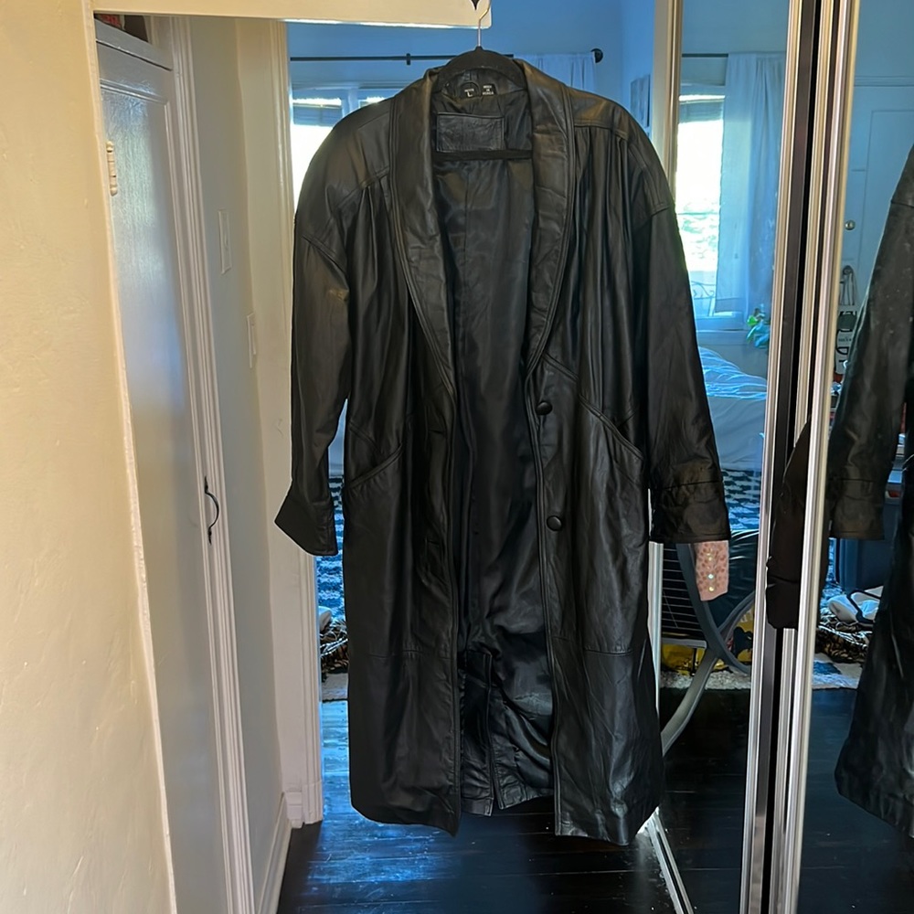 Vintage leather trench coat / jacket